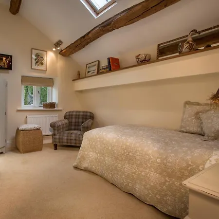 Vakantiehuis 3 Bed In Lcc16 *